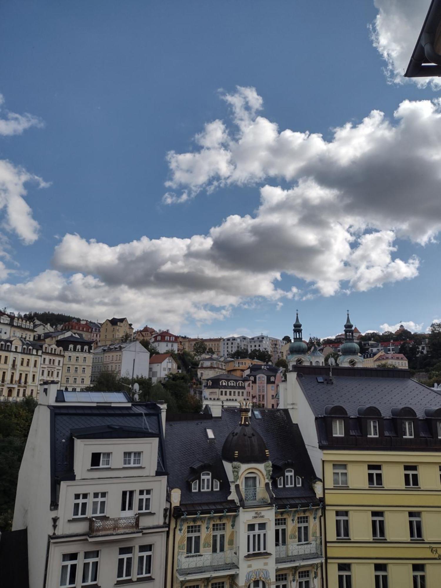 Apartmens Kv Karlovy Vary Exterior foto